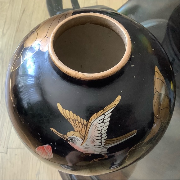 Vintage, Oriental Black Vase - Picture 2 of 4